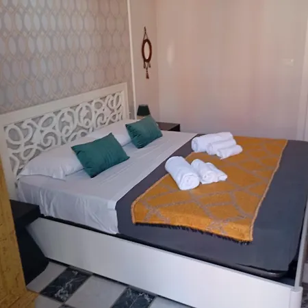 Toledo'S Family Bed & Breakfast Naples Exterior photo