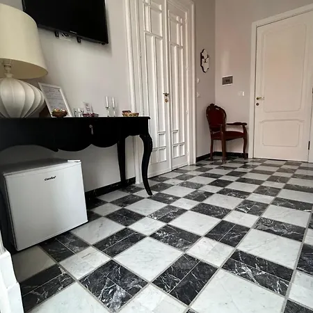 Toledo'S Family Bed & Breakfast Naples Exterior photo