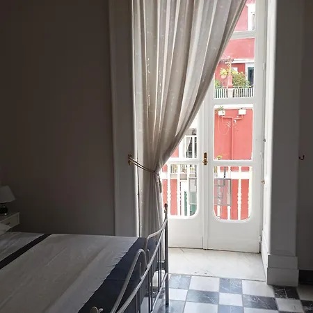 Toledo'S Family Bed & Breakfast Naples Exterior photo